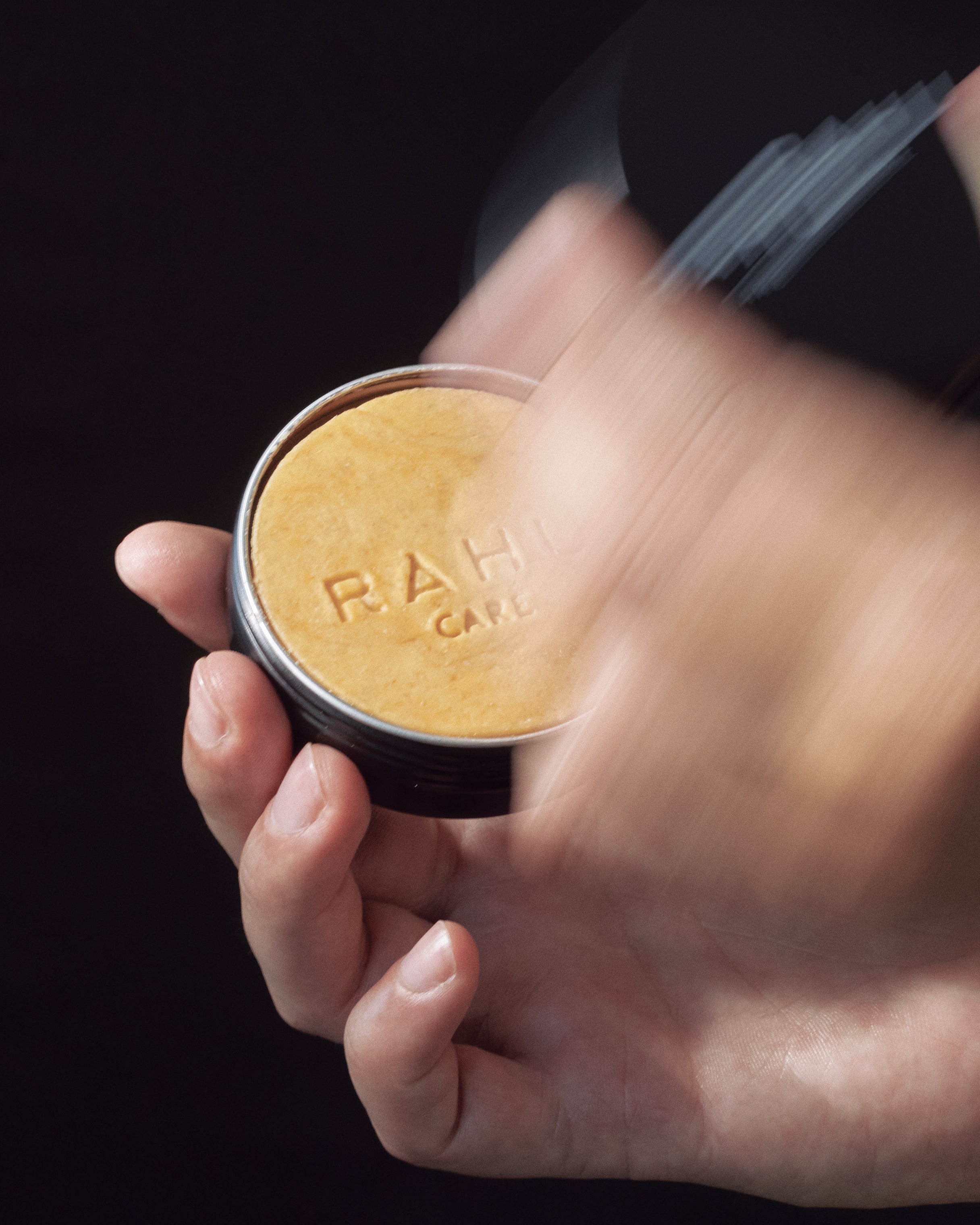 SIGNATURE Prebiotic Shampoo Rahu Care